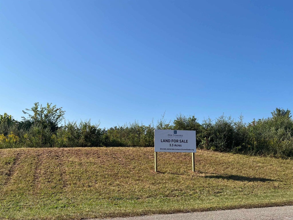 Photo of 2185 W Industrial Park Drive, Bloomington, IN 47404 (MLS # 202642605)