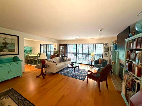 Photo of 9525 S Pointe LaSalles Drive #86, Bloomington, IN 47401 (MLS # 202623993)