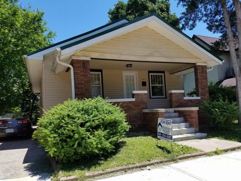 Photo of 420 N Lincoln Street, Bloomington, IN 47408 (MLS # 202546971)