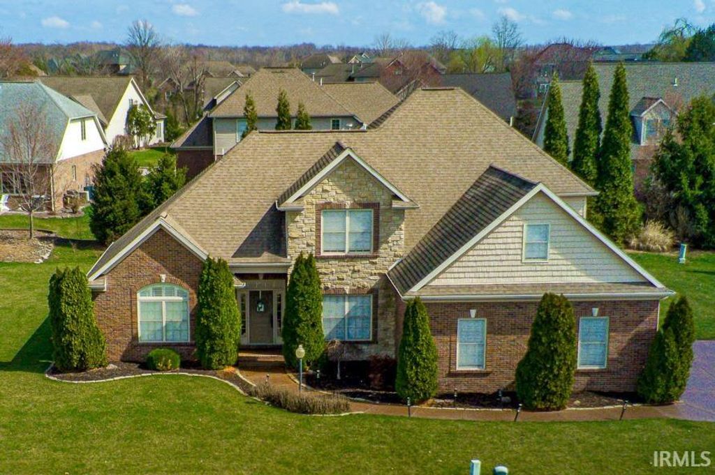 Photo of 2084 LONG COVE Circle, Newburgh, IN 47630 (MLS # 202608093)