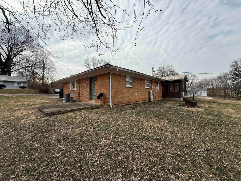 Photo of 103 E Porter Street, Winslow, IN 47598 (MLS # 202602735)