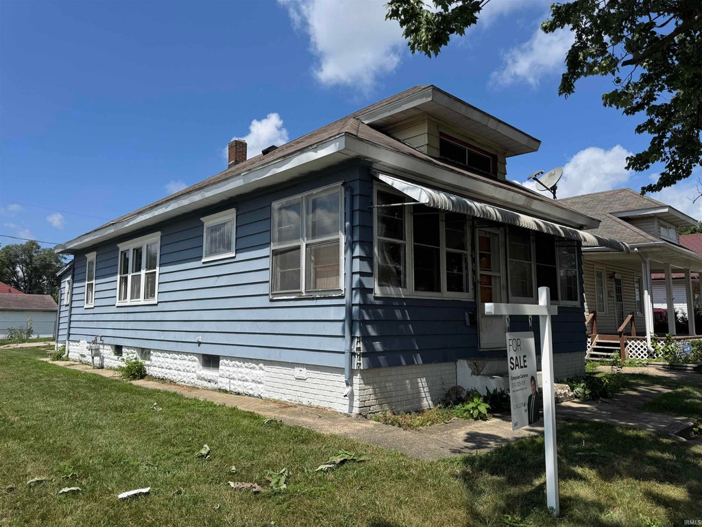 Photo of 621 S Kaley Street, South Bend, IN 46619 (MLS # 202632331)