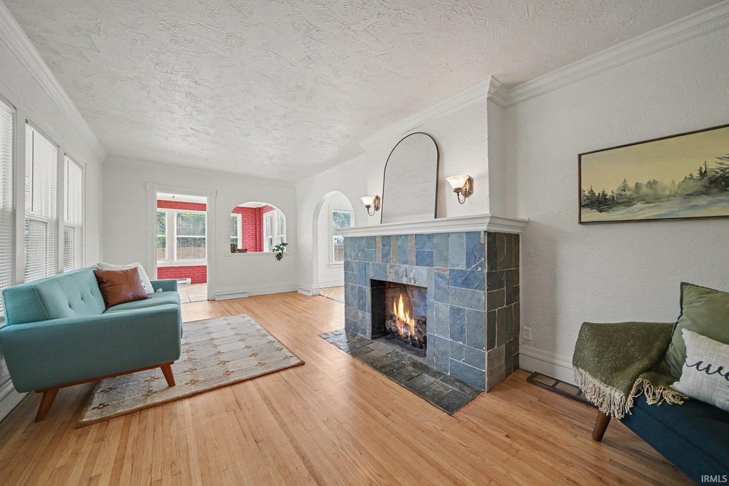 Photo of 1407 Strong Avenue, Elkhart, IN 46514 (MLS # 202644251)