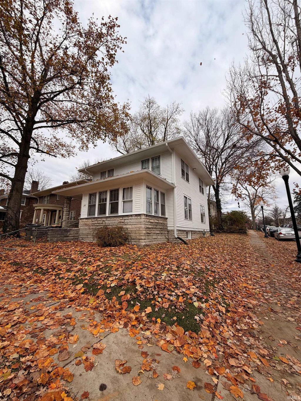 Photo of 223 E 8Th Street, Bloomington, IN 47408 (MLS # 202548807)