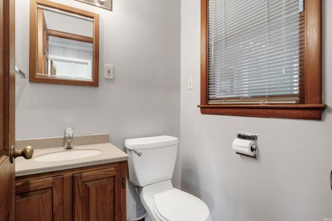 Tiny photo for 4825 Indiana Avenue, Fort Wayne, IN 46807 (MLS # 202613565)