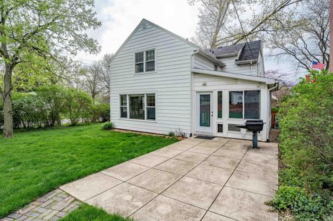 Tiny photo for 4825 Indiana Avenue, Fort Wayne, IN 46807 (MLS # 202613565)