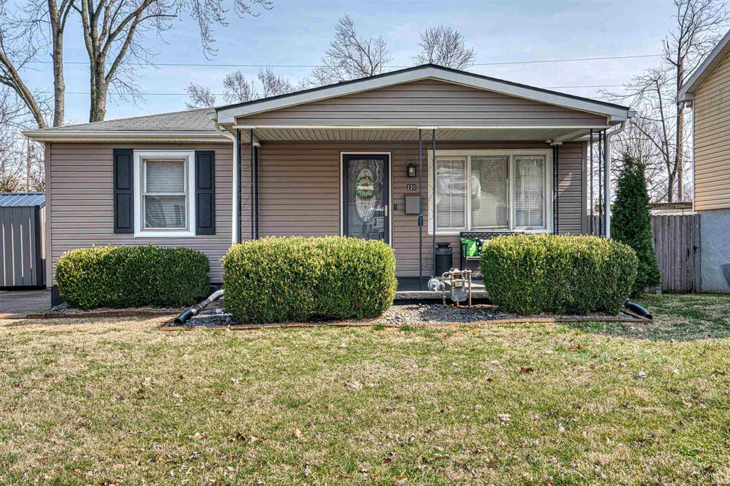 Photo of 220 S Tekoppel Avenue, Evansville, IN 47712 (MLS # 202607075)