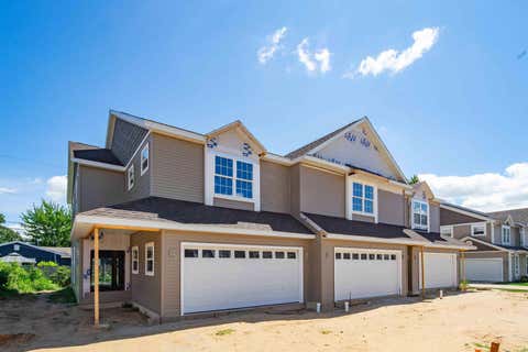 Photo of 942 Keenan Court, South Bend, IN 46615 (MLS # 202635239)