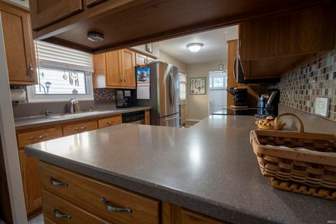 Tiny photo for 1000 Berkley Road, Lafayette, IN 47904 (MLS # 202536895)