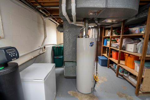 Tiny photo for 1000 Berkley Road, Lafayette, IN 47904 (MLS # 202536895)