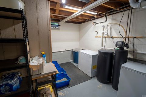 Tiny photo for 1000 Berkley Road, Lafayette, IN 47904 (MLS # 202536895)