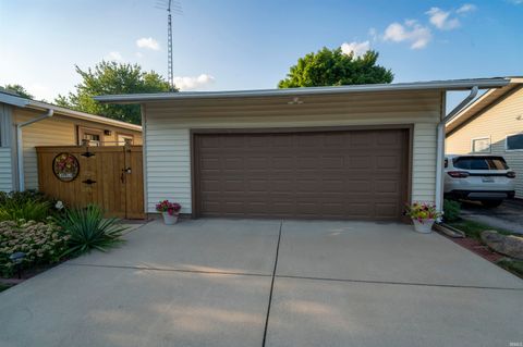 Tiny photo for 1000 Berkley Road, Lafayette, IN 47904 (MLS # 202536895)