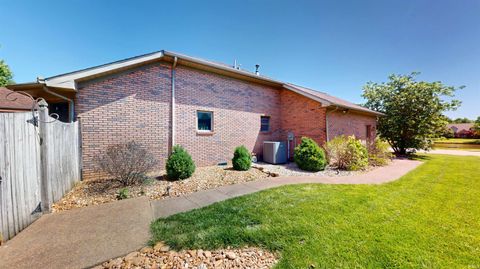 Tiny photo for 4333 Brandywine Drive, Newburgh, IN 47630 (MLS # 202618651)