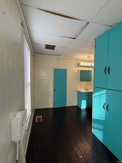 Tiny photo for 917 W Jackson Street, Kokomo, IN 46901 (MLS # 202549458)