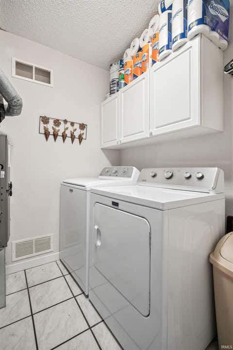 Tiny photo for 1903 Meghan Court, Kokomo, IN 46901 (MLS # 202632683)