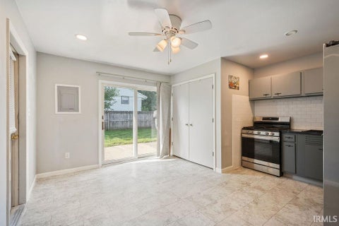 Tiny photo for 1509 Maplewood Drive, Kokomo, IN 46902 (MLS # 202634439)