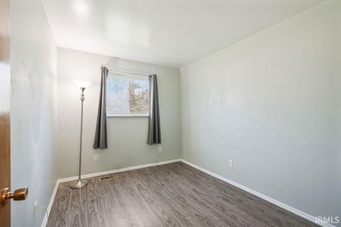 Tiny photo for 1509 Maplewood Drive, Kokomo, IN 46902 (MLS # 202634439)