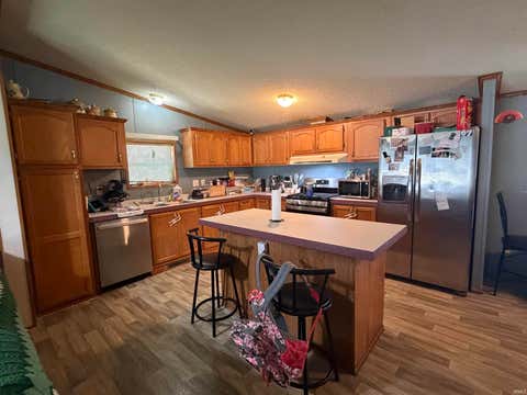 Tiny photo for 109 Michael Lane, Royal Center, IN 46978 (MLS # 202631320)