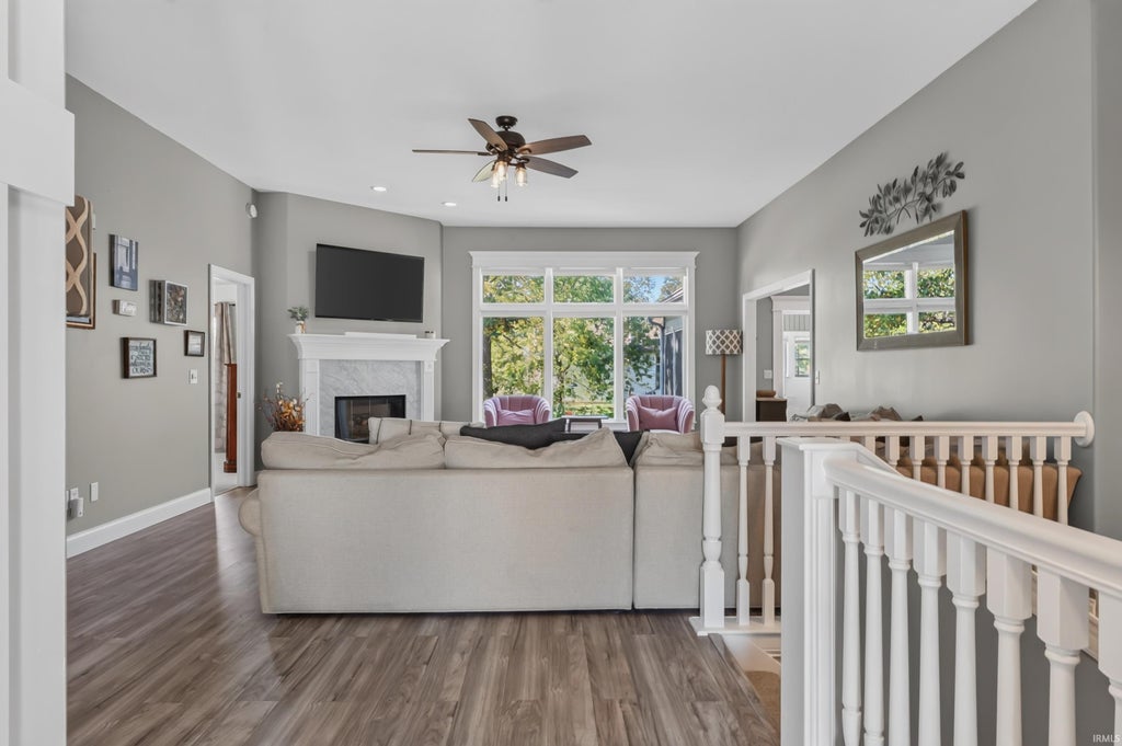 Photo of 13711 Messenger Bay, Fort Wayne, IN 46845 (MLS # 202643058)