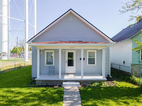 Photo of 1613 W 1st Street, Marion, IN 46952 (MLS # 202617846)