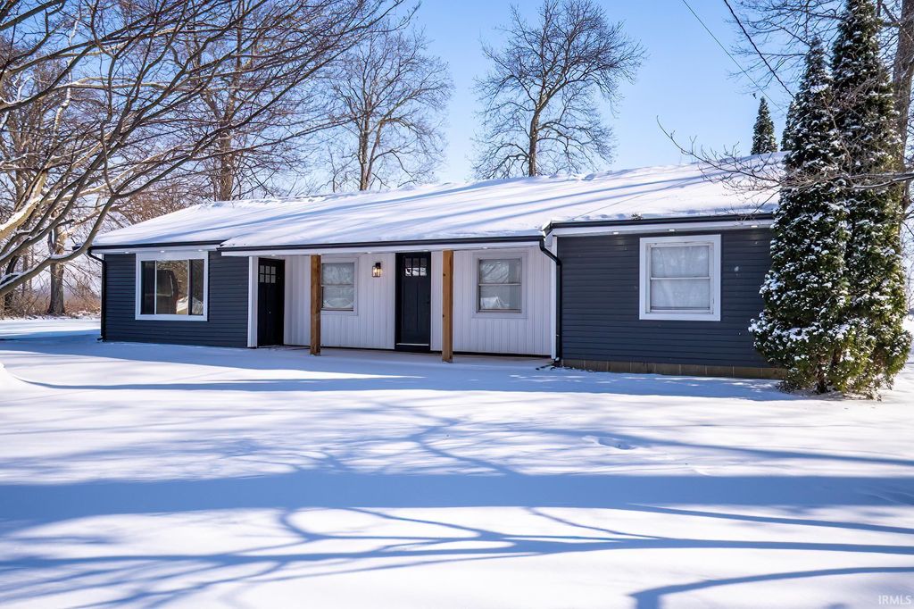 Photo of 2375 S 460 E Road, Lagrange, IN 46761 (MLS # 202602727)