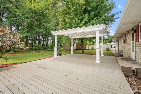 Tiny photo for 5008 E Shady Point Drive, Monticello, IN 47960 (MLS # 202629810)