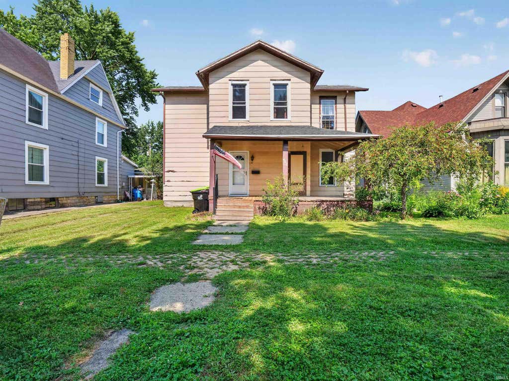 Photo of 462 Lincoln Avenue, Huntington, IN 46750 (MLS # 202631479)