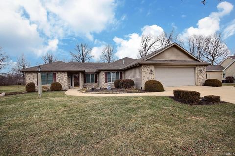Photo of 1115 Brandon Way, Fort Wayne, IN 46845 (MLS # 202608768)