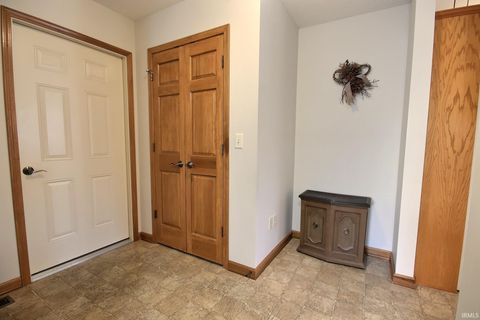 Tiny photo for 1115 Brandon Way, Fort Wayne, IN 46845 (MLS # 202608768)