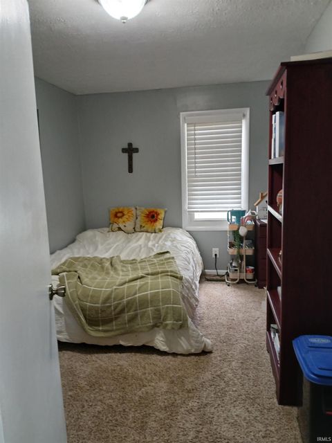 Tiny photo for 458 E Private Rd 325 S Road, Logansport, IN 46947 (MLS # 202608535)