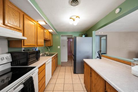 Tiny photo for 231 Nancy Drive, Kokomo, IN 46901 (MLS # 202548145)