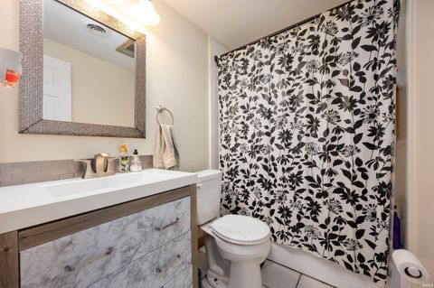 Tiny photo for 231 Nancy Drive, Kokomo, IN 46901 (MLS # 202548145)