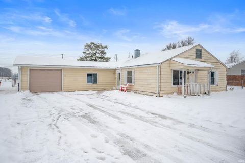Photo of 231 Nancy Drive, Kokomo, IN 46901 (MLS # 202548145)