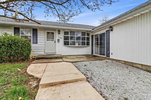 Photo of 110 W North D Street, Gas City, IN 46933 (MLS # 202611395)