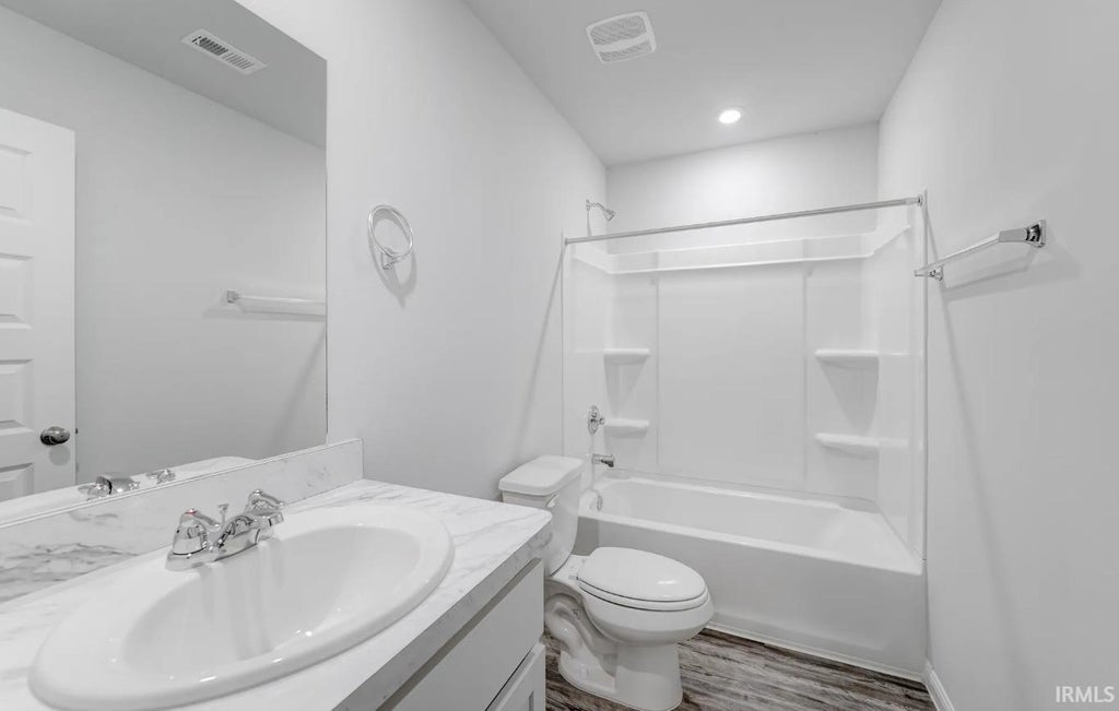 Photo of 717 S Magnolia Avenue, Princeton, IN 47670 (MLS # 202629358)