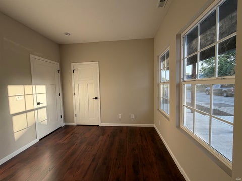 Tiny photo for 1318 N Wabash Street, Kokomo, IN 46901 (MLS # 202638657)