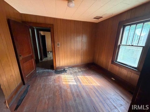 Tiny photo for 1919 14th Street, Bedford, IN 47421 (MLS # 202638818)