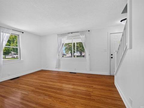 Tiny photo for 680 N Maddux Street, Markle, IN 46770 (MLS # 202635297)