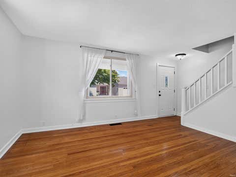 Tiny photo for 680 N Maddux Street, Markle, IN 46770 (MLS # 202635297)
