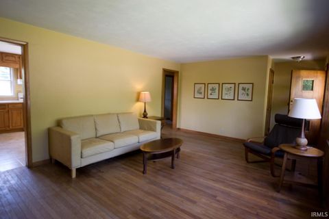 Tiny photo for 2408 E 8th Street, Bloomington, IN 47408 (MLS # 202618561)