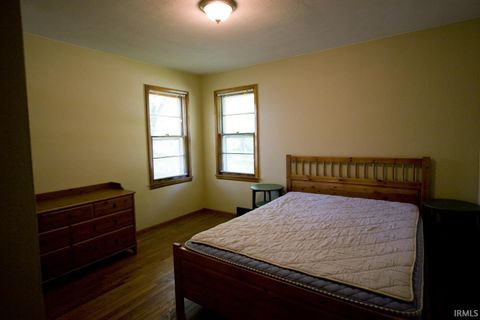 Tiny photo for 2408 E 8th Street, Bloomington, IN 47408 (MLS # 202618561)