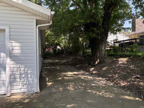 Tiny photo for 865 Orchid Place, Peru, IN 46970 (MLS # 202626188)