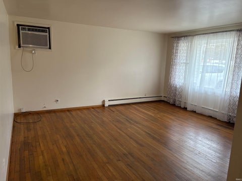 Tiny photo for 865 Orchid Place, Peru, IN 46970 (MLS # 202626188)