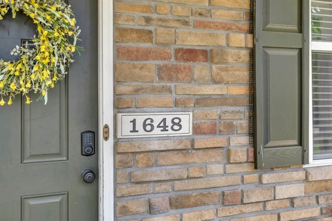Tiny photo for 1648 W Hennessey Street, Bloomington, IN 47403 (MLS # 202636180)
