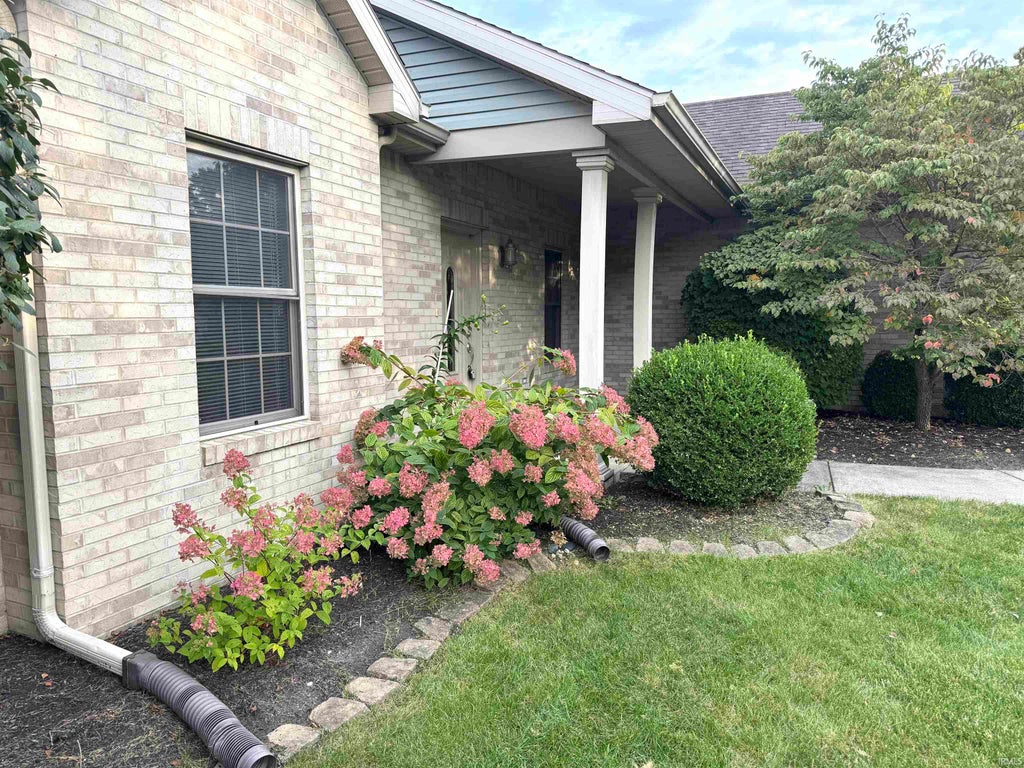 Photo of 1308 N Benton Road, Muncie, IN 47304 (MLS # 202635814)