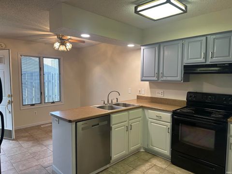 Tiny photo for 7883 Harrisburg Lane, Fort Wayne, IN 46835 (MLS # 202603083)