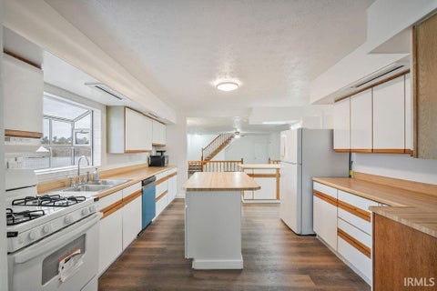 Tiny photo for 5241 N 50 EAST, Kokomo, IN 46901 (MLS # 202642948)