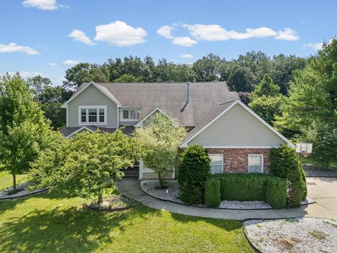 Photo of 1803 Foxmoor Lane, Lafayette, IN 47905 (MLS # 202626495)