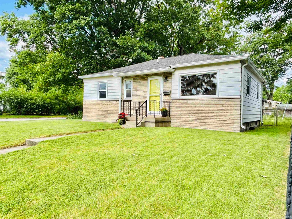 Photo of 1022 S 25th Street, Lafayette, IN 47905 (MLS # 202624568)