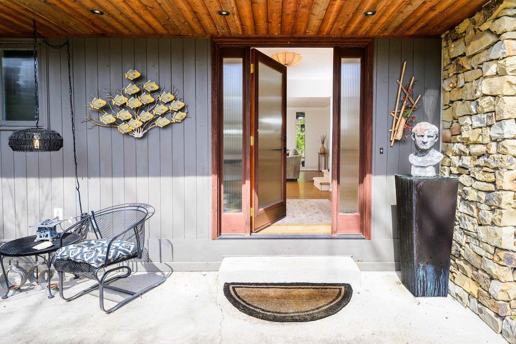 Photo of 2321 E Rechter Road, Bloomington, IN 47401 (MLS # 202610377)